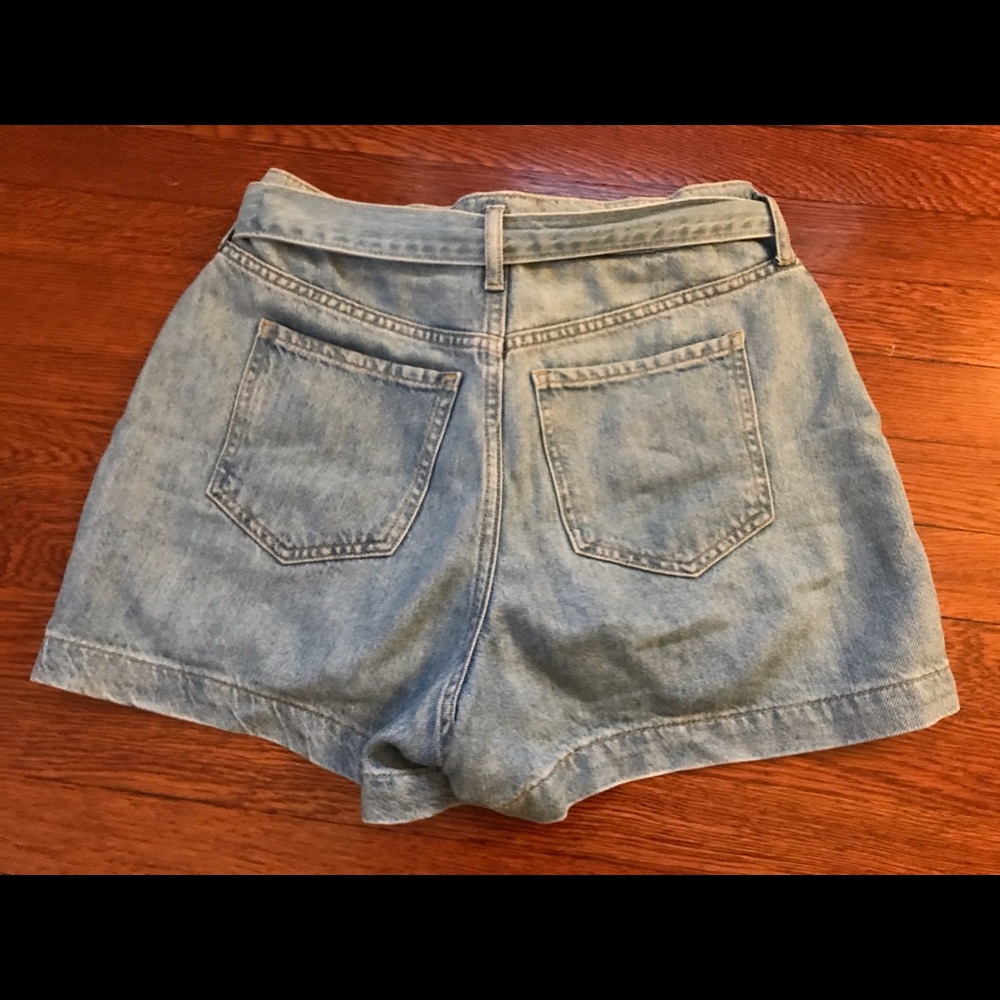 Set of 4 Banana Republic shorts